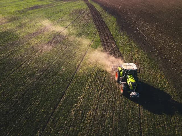 Tracteur grande puissance avec cabine